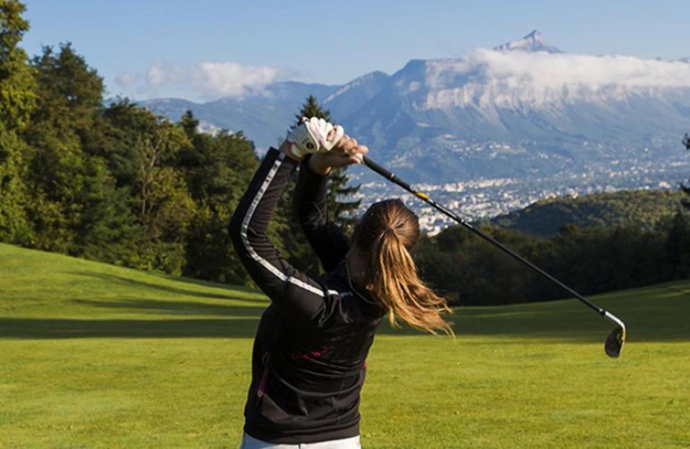 Le T2 Douillet D'Uriage - Residence Le Louvre - Cure Thermale Uriage- Proche Chamrousse - Jusqu'A 3 Personnes - Region Agreable En Toute Saison Vaulnaveys-le-Haut 外观 照片